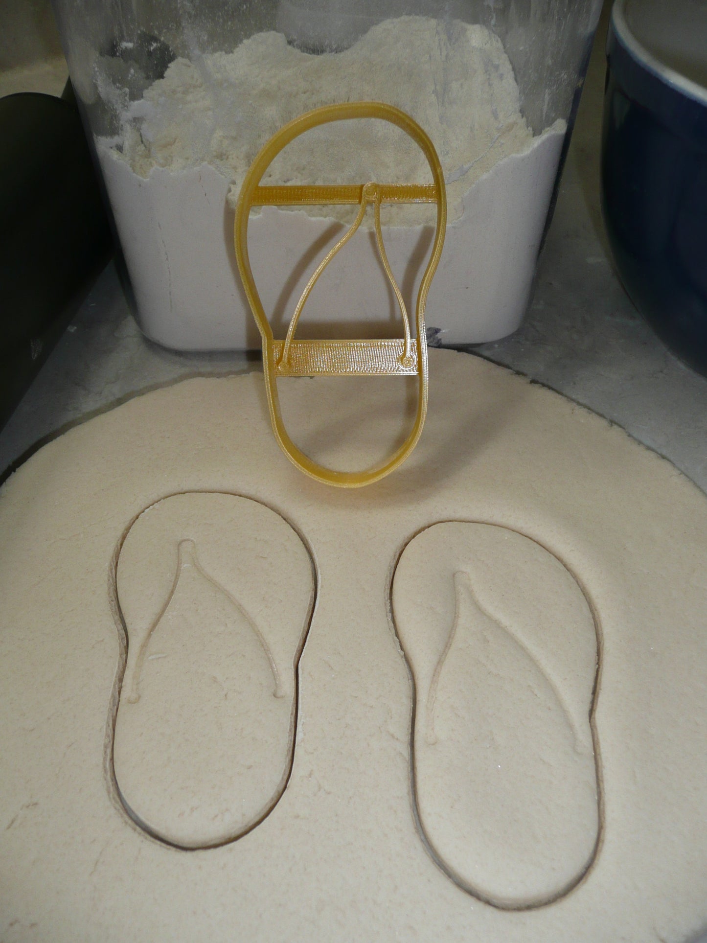 Flip Flop Sandals Left And Right Feet Set Of 2 Cookie Cutters Made In USA PR1794