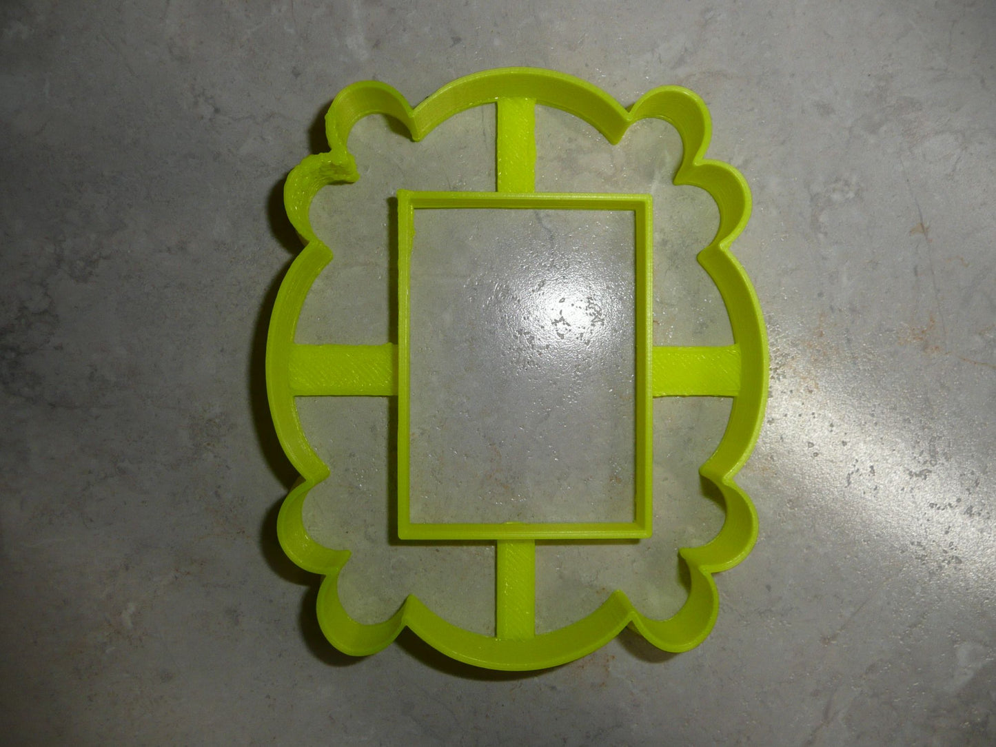 Friends Peephole Door Picture Frame Cookie Cutter Baking Tool USA PR3425