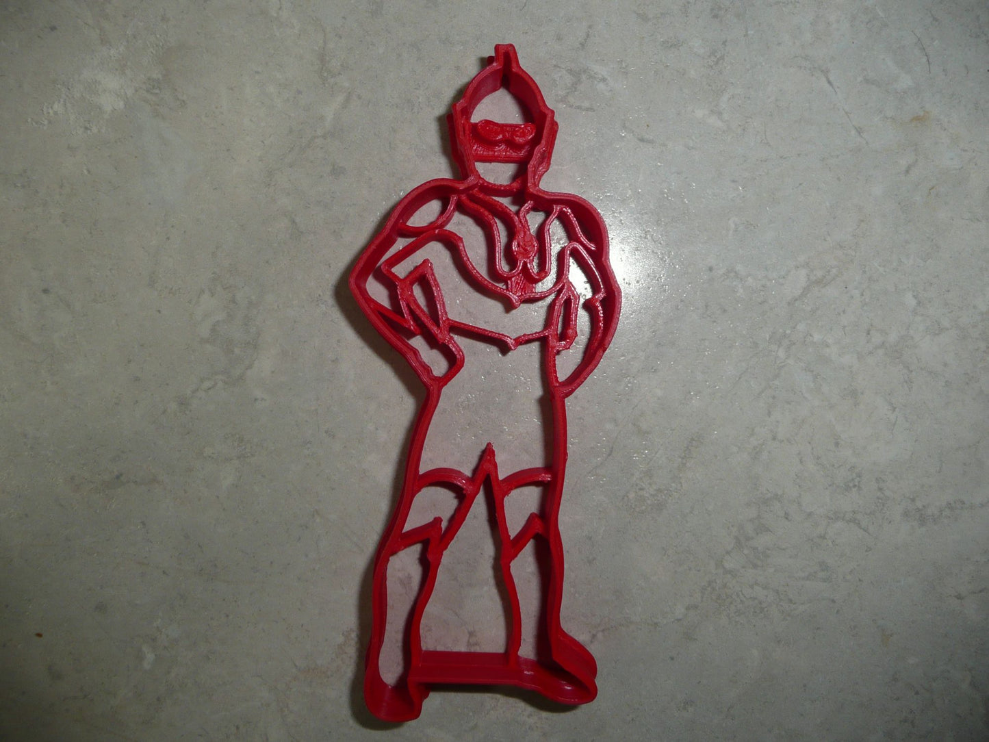 6x Ultraman Full Body Alien Fondant Cutter Cupcake Topper 1.75 IN USA FD4246