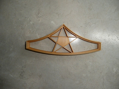 Wonder Woman Tiara Superhero DC Comics Cookie Cutter USA PR4457
