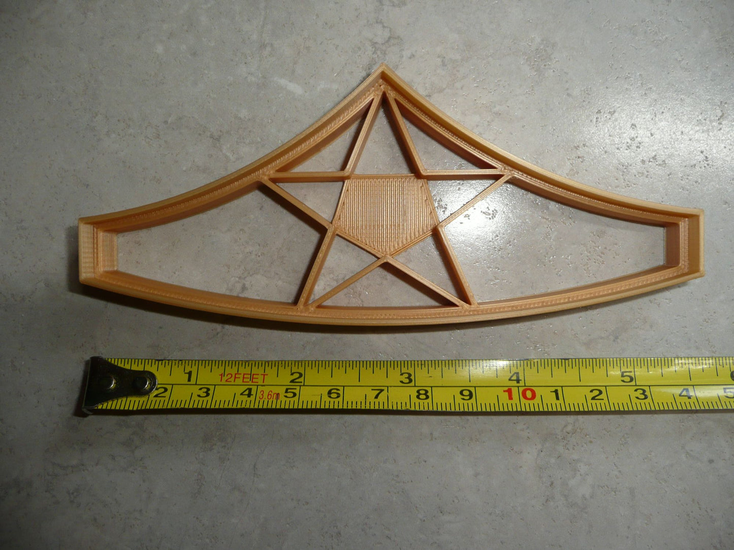 Wonder Woman Tiara Superhero DC Comics Cookie Cutter USA PR4457