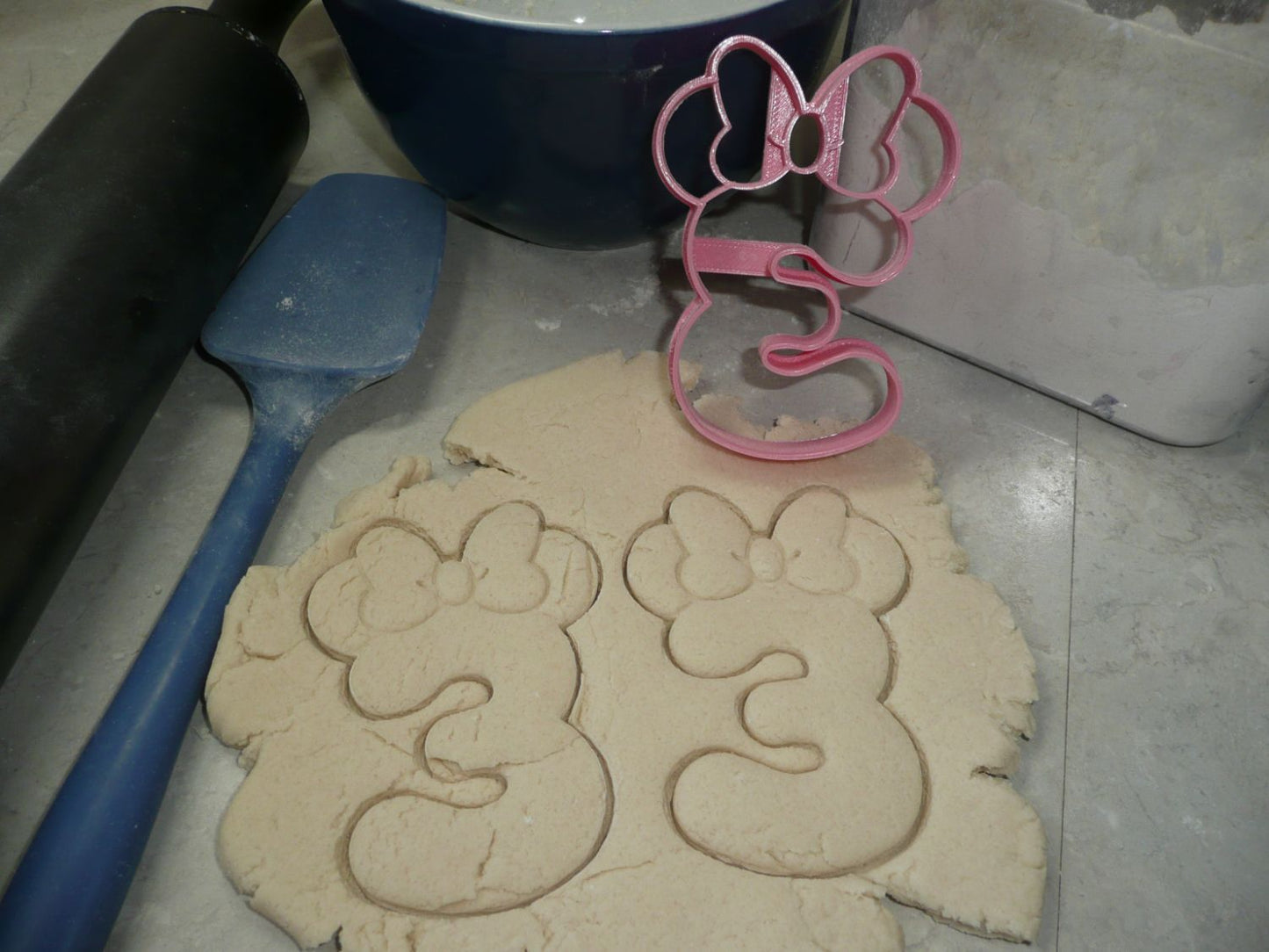 Minnie Mouse Themed Number Three 3 Detailed Cookie Cutter Made In USA PR4553