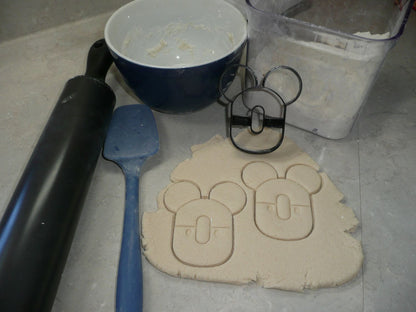 Mickey Mouse Themed Number Zero 0 Detailed Cookie Cutter Made In USA PR4560