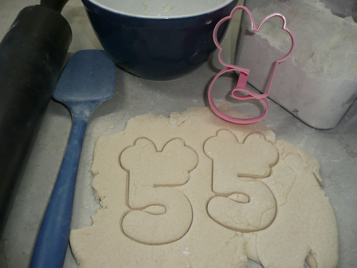 Minnie Mouse Themed Number Five 5 Outline Cookie Cutter Made In USA PR4575