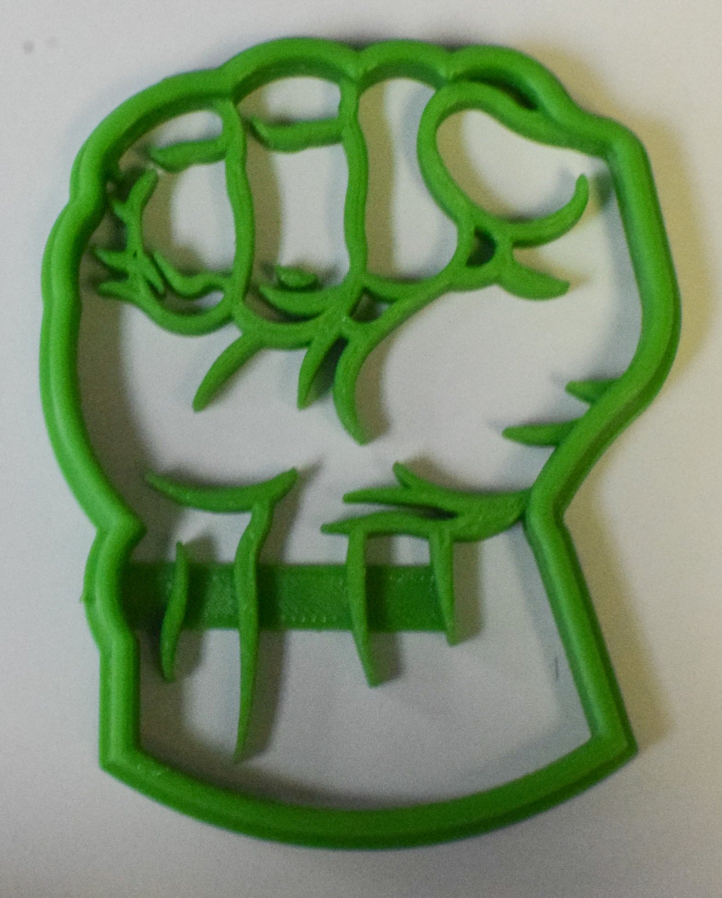 6x Hulk Superhero Fondant Cutter Cupcake Topper Size 1.75" USA FD463