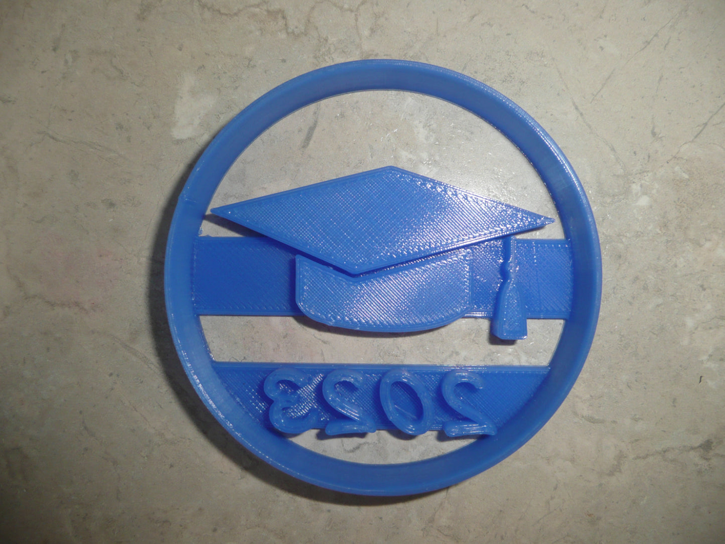 2023 Graduation Cap Tassel Graduating Year Cookie Cutter USA PR4765