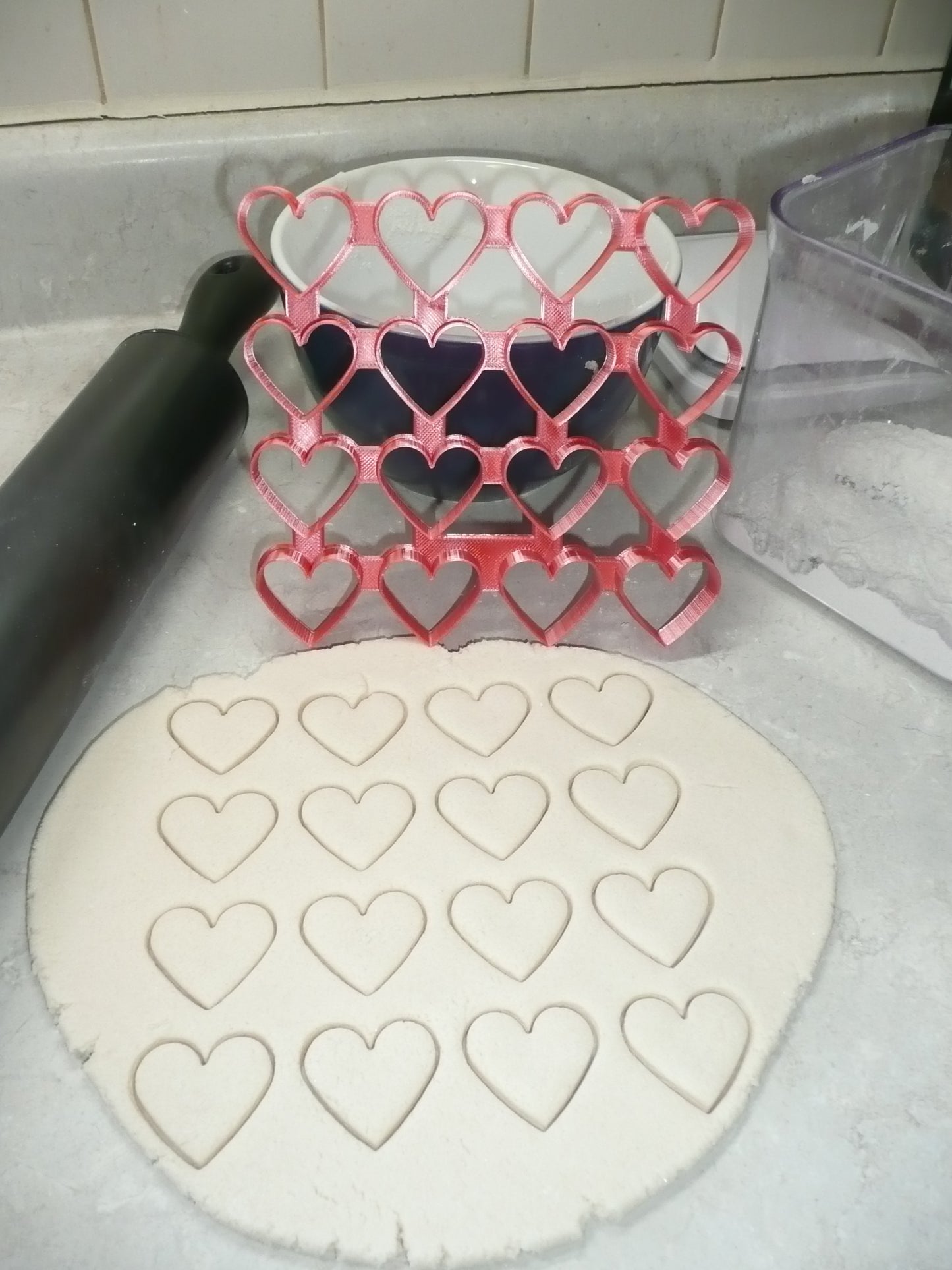 Multi Heart Shape 4x4 Grid 16 Outlines Total Cookie Cutter Made in USA PR4949