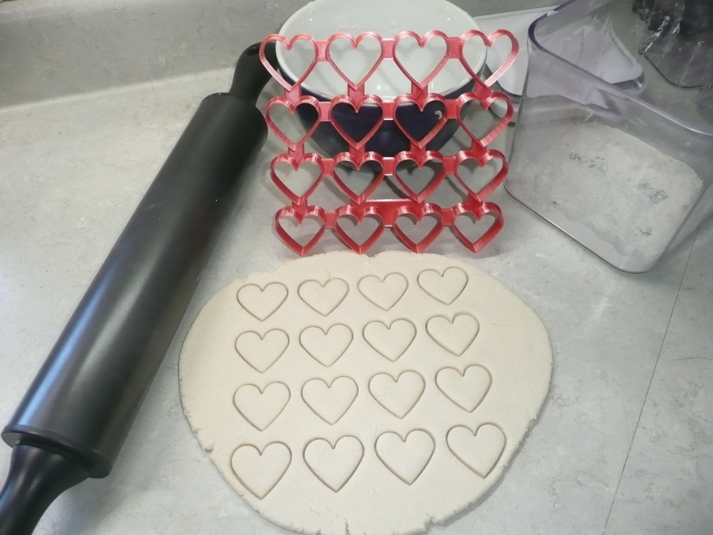 Multi Heart Shape 4x4 Grid 16 Outlines Total Cookie Cutter Made in USA PR4949