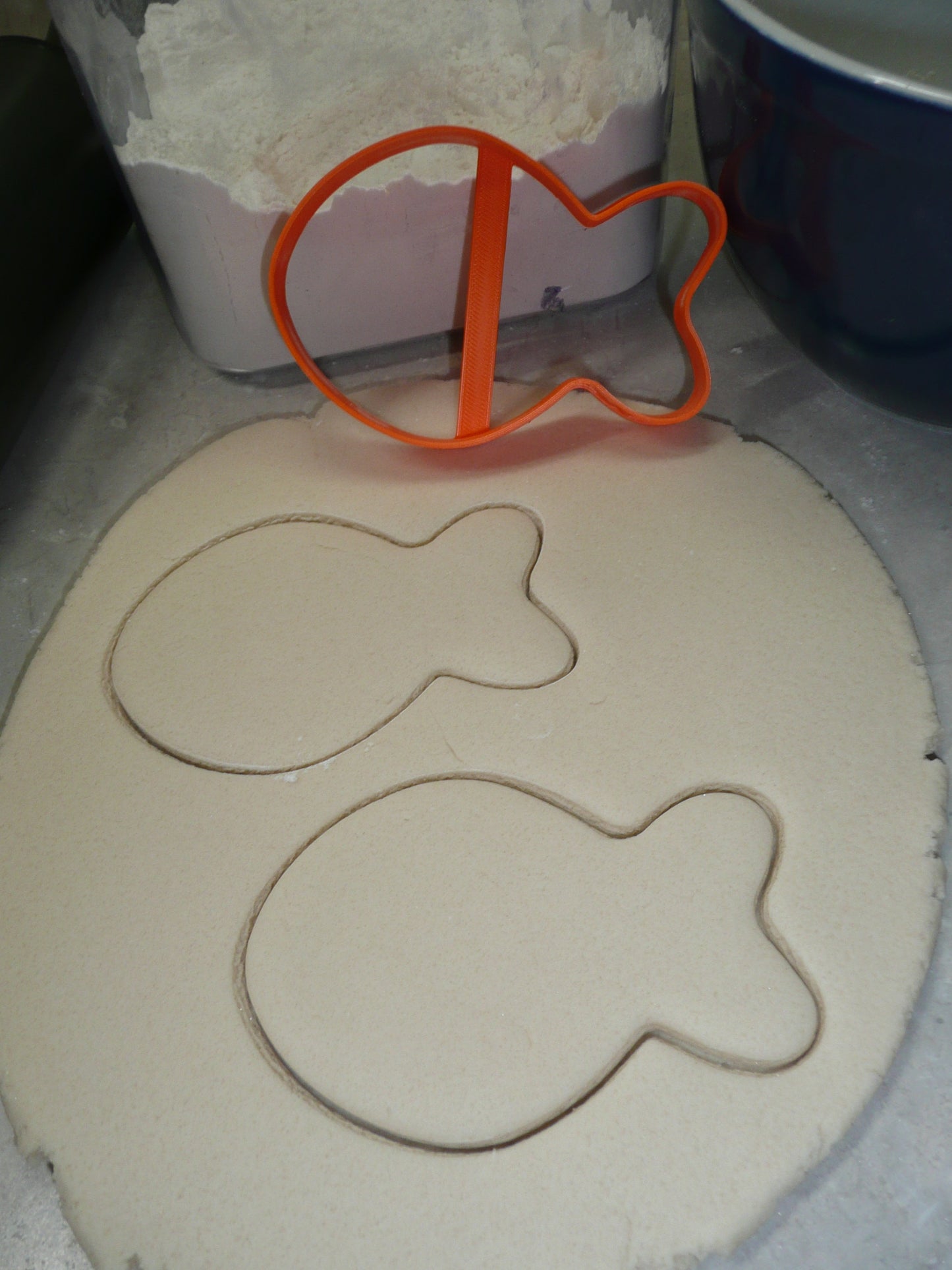 Orange Goldfish Cracker 4 Inch Outline Cookie Cutter Made In USA PR4968