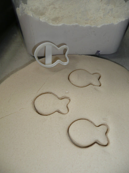 White Goldfish Cracker 1.5 Inch Outline Cookie Cutter Made In USA PR4973
