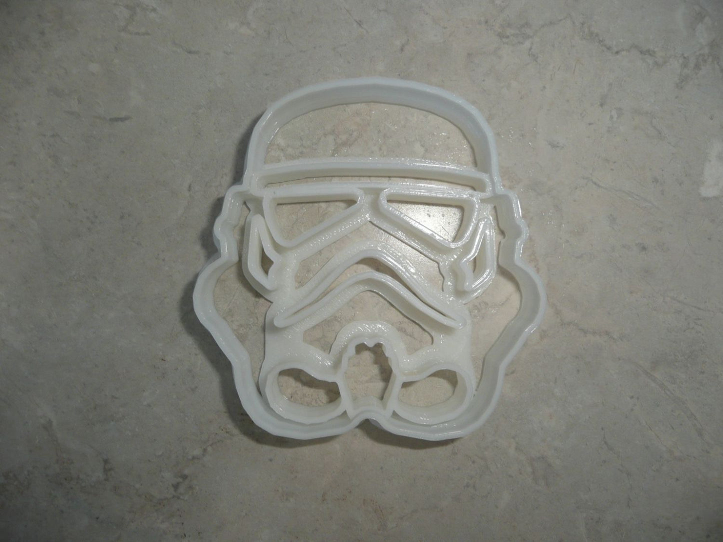 6x Storm Trooper Fondant Cutter Cupcake Topper Size 1.75" USA FD545