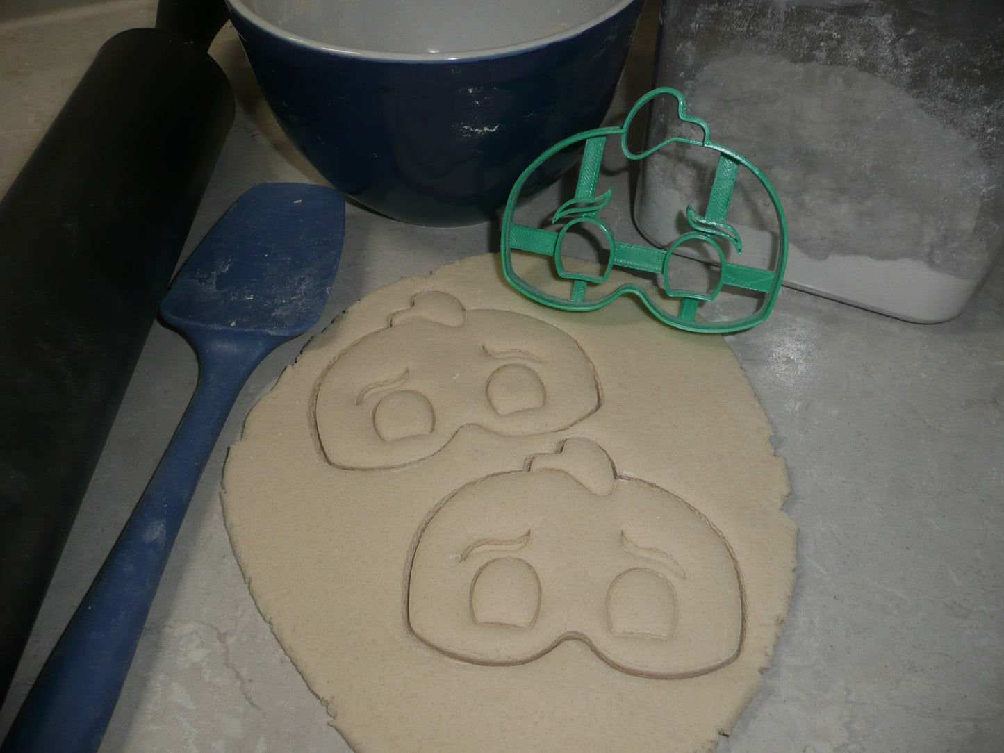 Gekko Mask with Details PJ Masks Kids TV Show Cookie Cutter Made in USA PR827