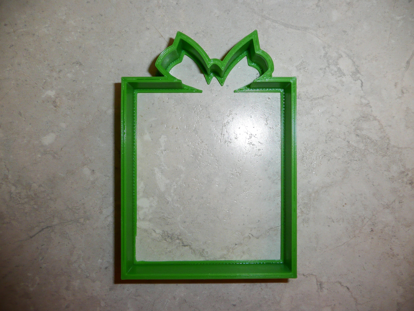Present Christmas Gift Holiday Birthday Cookie Cutter Special Occasion USA PR176