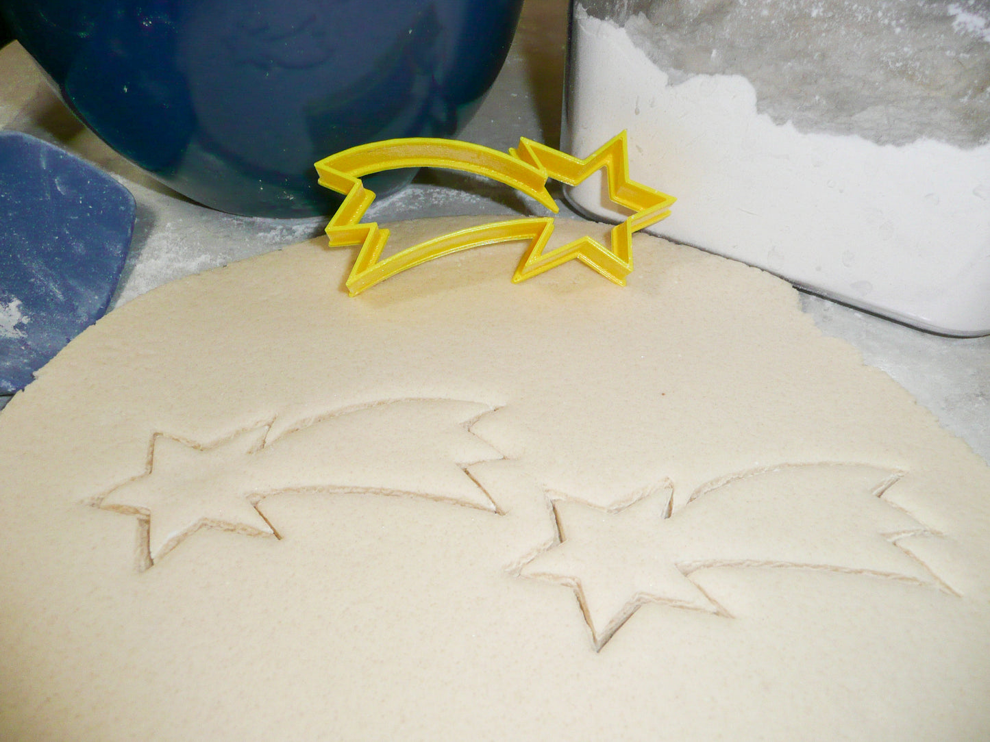 Space Kit Rocket Astronaut Moon Shooting Star Set Of 4 Cookie Cutters USA PR1110