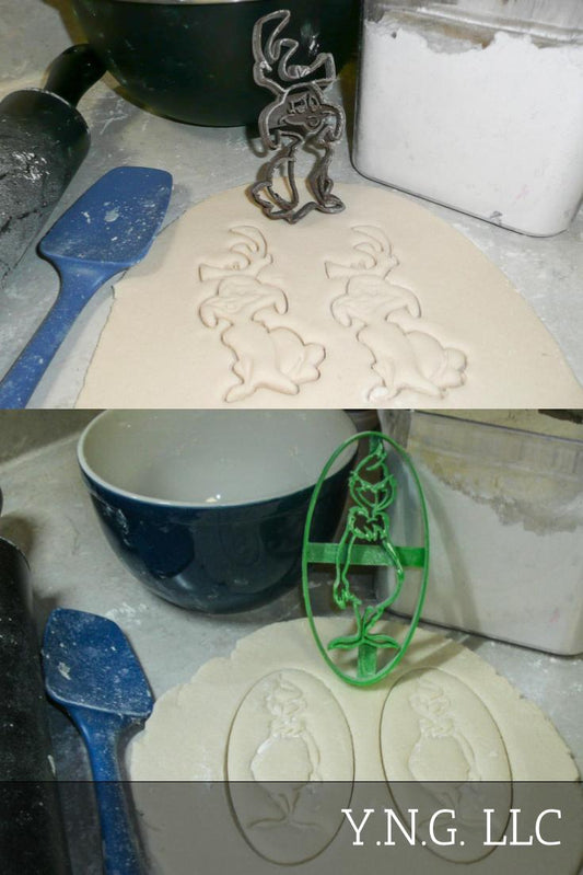 Grinch And Dog Max Dr Seuss Christmas Movie Set Of 2 Cookie Cutters USA PR1118