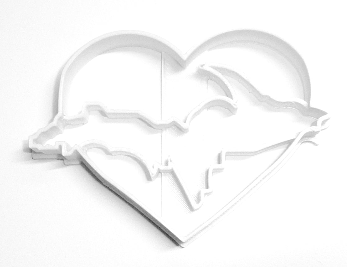 Michigan UP Upper Peninsula Outline With Heart Cookie Cutter Made In USA PR999