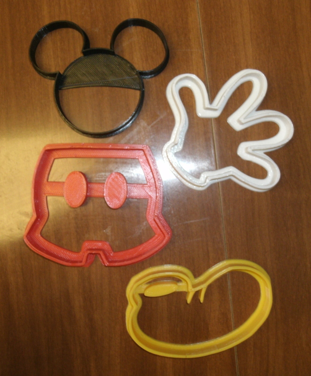 Mickey Mouse Cartoon Character Set of 4 Cookie Cutters USA PR506