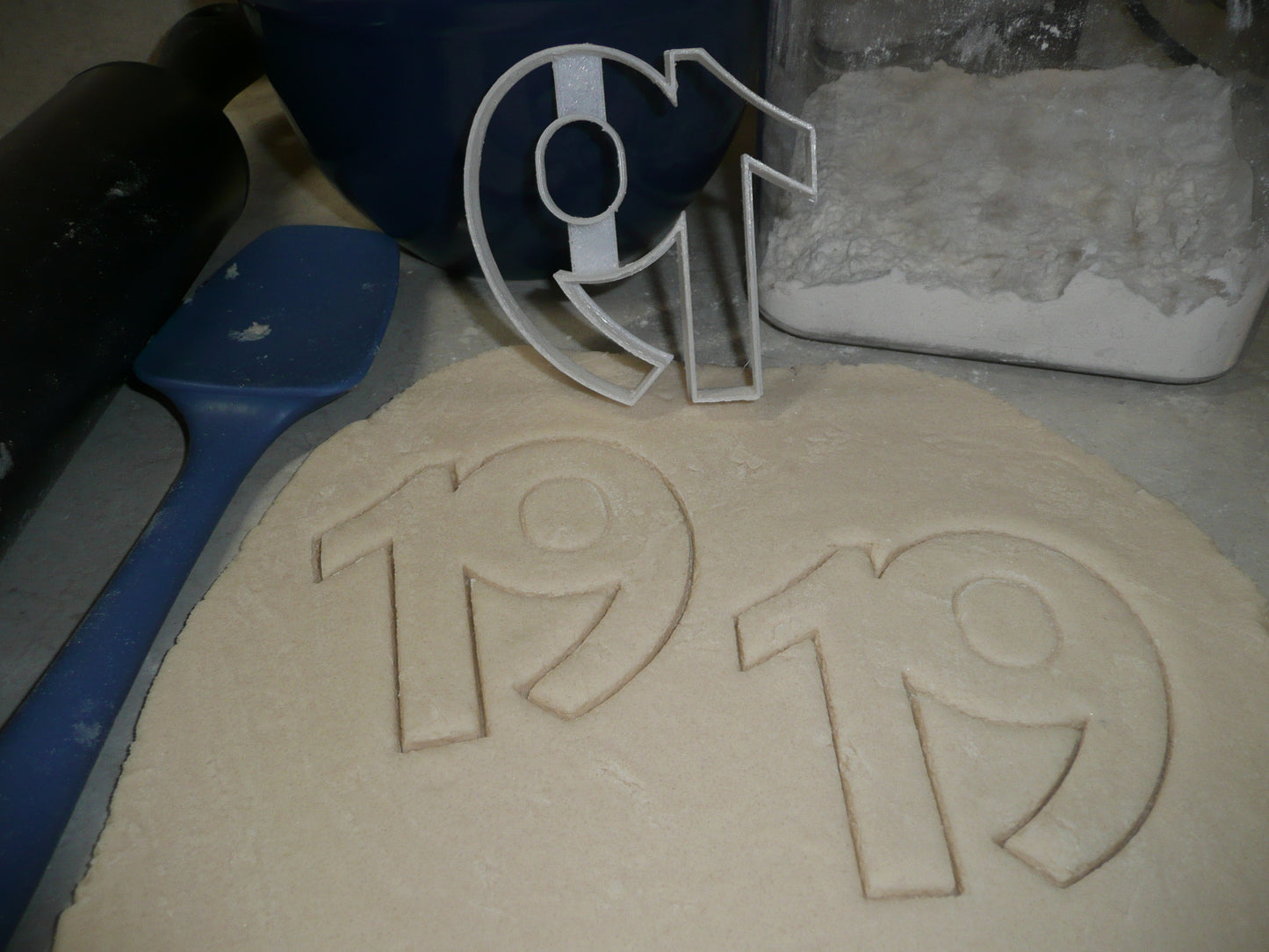 Number 19 Nineteen Birthday Anniversary Sports Cookie Cutter USA PR108-19