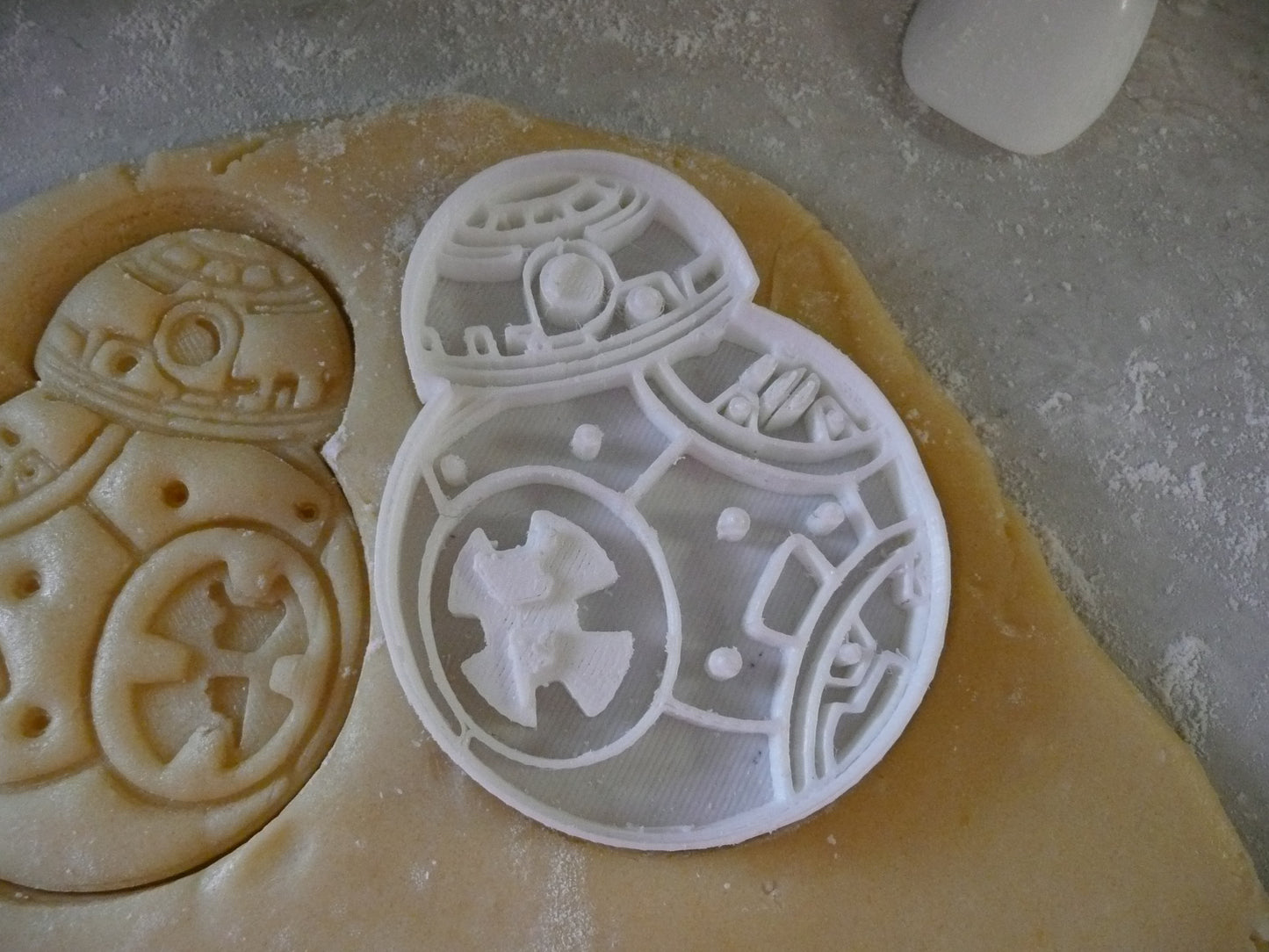 Star Wars BB8 Robot Droid Special Occasion Cookie Cutter Made in USA PR462